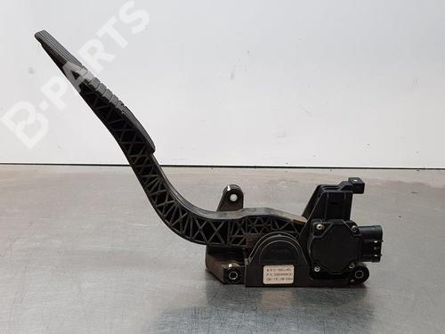 pedal-chevrolet-captiva-c100-c140-22-d-20905699-2006-9757221 main image