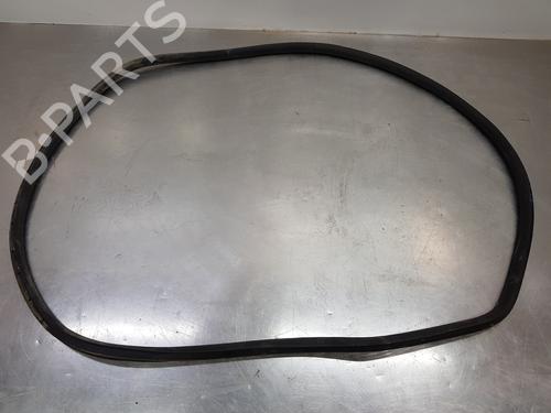 Used Rubber door seal MERCEDES-BENZ C-CLASS (W206) C 220 d (206.016, 206.004) (200 hp) 29131284