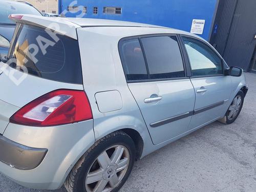 Fuse box RENAULT MEGANE II (BM0/1_, CM0/1_)  | BP8174064E1 