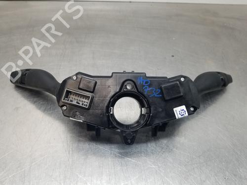 Used Switch HYUNDAI BAYON (BC3) 1.0 T-GDI 48V-Hybrid (101 hp) 30880326