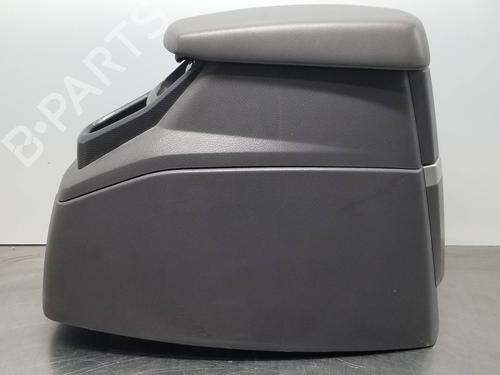 Used Armrest / Center console SSANGYONG RODIUS II [2013-2025]  19777983