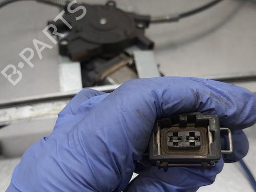 Front right window mechanism LAND ROVER FREELANDER I (L314) 2.0 DI 4x4 | BP30879013C23