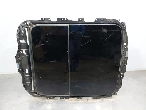 Otra AUDI Q3 Sportback (F3N) [2019-2025]  31125055