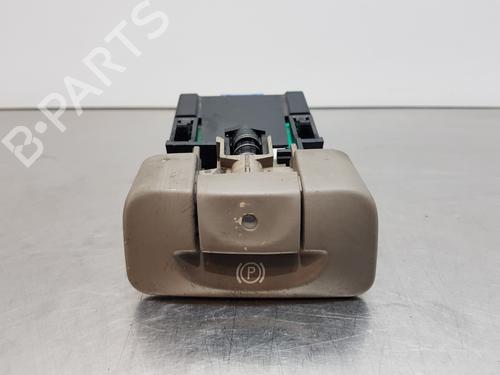 Used Electric handbrake RENAULT SCÉNIC II (JM0/1_) [2003-2010]  28154586