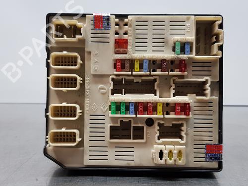 Used Fuse box RENAULT LAGUNA III Grandtour (KT0/1) [2007-2015]  15958684