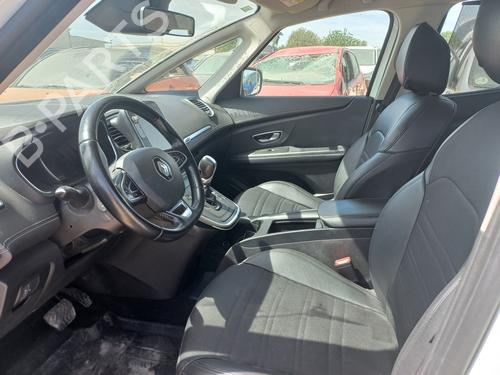 Lampa przednia prawa RENAULT SCÉNIC IV (J9_) | BP30273157C29