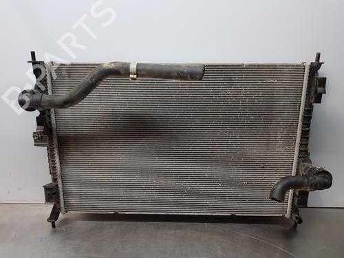 Used Water radiator PEUGEOT 3008 II SUV (MC_, MR_, MJ_, M4_) [2016-2025]  29972801