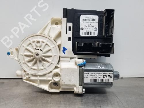 Portierruitmotor linksvoor VW CADDY III Box Body/MPV (2KA, 2KH, 2CA, 2CH) [2004-2016]  27407692
