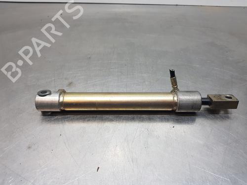 Gassdemper Bakluke PEUGEOT 206 CC (2D)  | BP26552464C138 