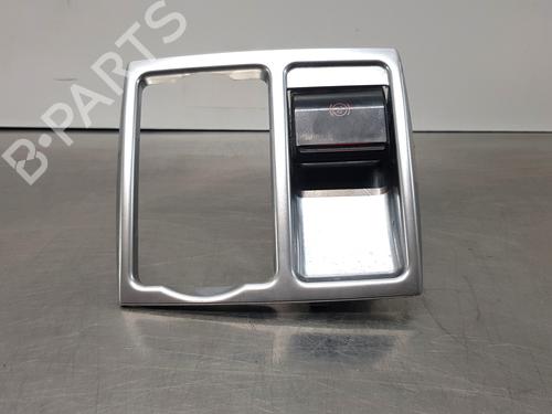 Parkbremsarm/handtak FORD FOCUS C-MAX (DM2) [2003-2007]  30879337