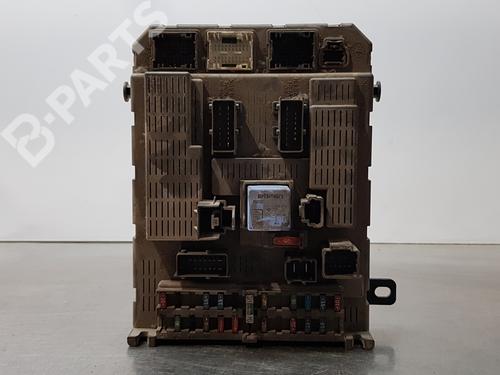 Used Fuse box CITROËN C5 I (DC_) 2.0 HDi (DCRHZB, DCRHZE) (109 hp) 8628834