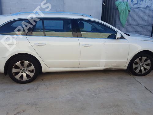 Engine control unit (ECU) SKODA SUPERB II Estate (3T5) 2.0 TDI 16V | BP7582076M57 