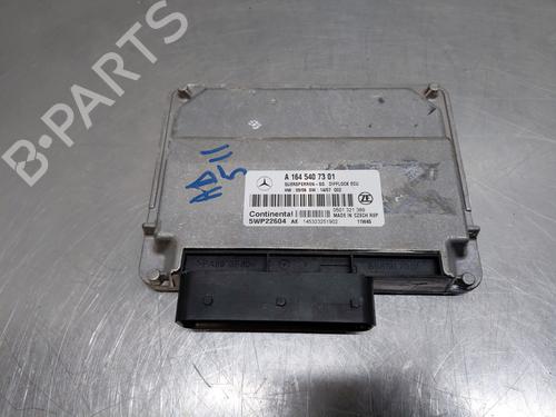 Used Engine control unit (ECU) MERCEDES-BENZ GL-CLASS (X164) GL 450 4-matic (164.871) (340 hp) 31059993
