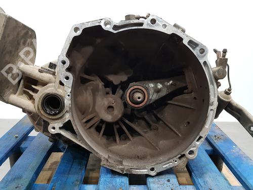 Used Gearbox KIA CARNIVAL II (GQ) [1999-2007]  28024023