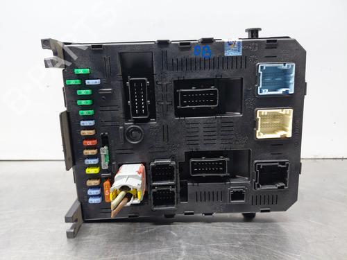 Used Fuse box CITROËN C4 I (LC_) [2004-2014]  30968471