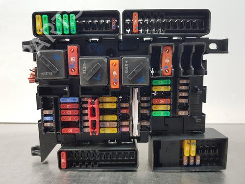 Used Fuse box BMW X2 (F39) sDrive 20 d (190 hp) 29130909