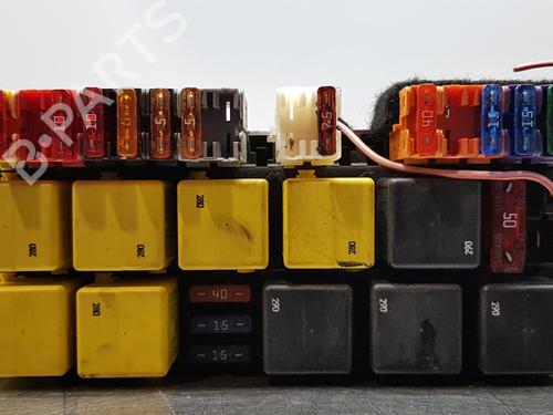 Fuse box MERCEDES-BENZ S-CLASS (W220) S 430 (220.070, 220.170) A0285459832