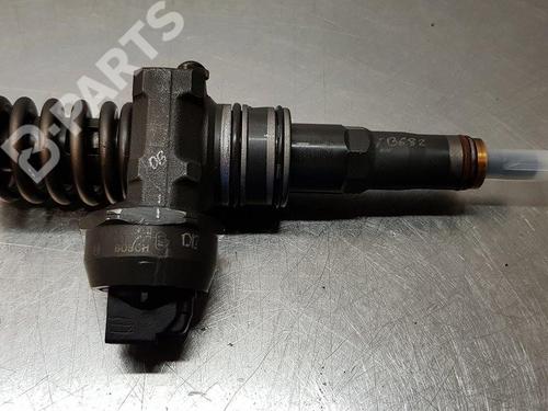 Used Injector Injector VW TRANSPORTER T5 Bus (7HB, 7HJ, 7EB, 7EJ) 2.5 TDI (130 hp) 10150910 10150910