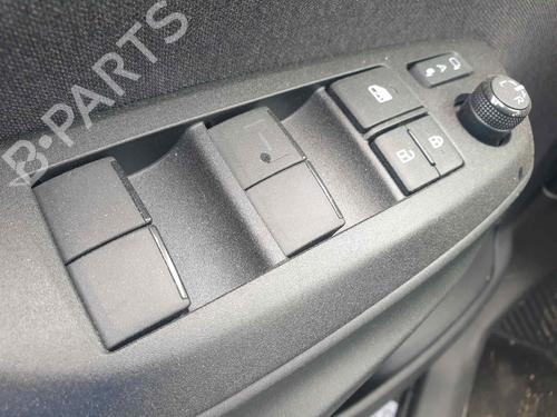 Left taillight TOYOTA YARIS CROSS (MXP_) 1.5 Hybrid (MXPJ10) | BP31013133C34