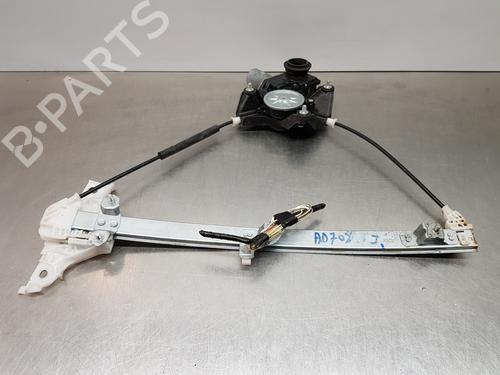 Used Rear left window mechanism TOYOTA YARIS (_P21_, _PA1_, _PH1_) 1.5 Hybrid (MXPH10, MXPH11) (116 hp) 23945792
