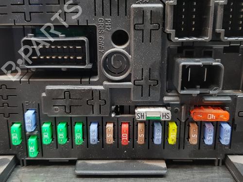 Fuse box CITROËN C4 Grand Picasso I (UA_) 1.6 VTi 120 | BP12140863E1 