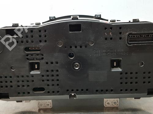 Instrument cluster KIA CARENS IV  | BP10522067C47 