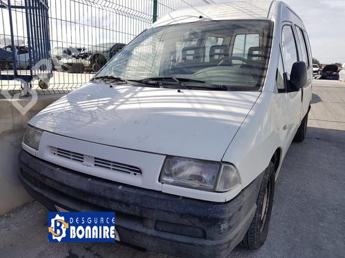 Left front steering knuckle CITROËN JUMPY I (U6U_) 1.9 D 70 | BP11762722M25 