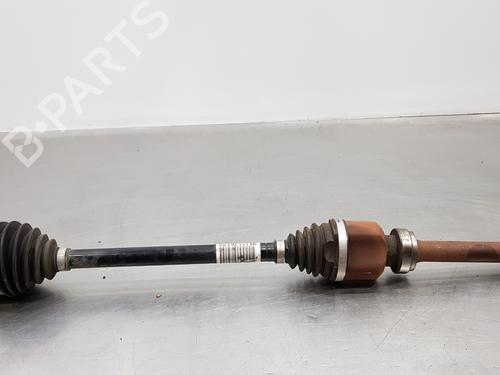 Used Right front driveshaft PEUGEOT 3008 II SUV (MC_, MR_, MJ_, M4_) [2016-2025]  20485356