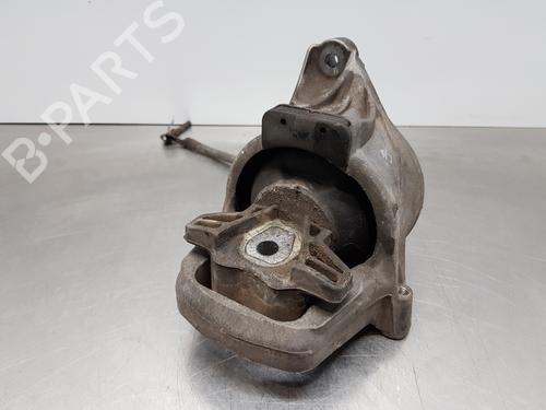Poduszka silnika AUDI A4 B9 (8W2, 8WC)  8W0199371AT