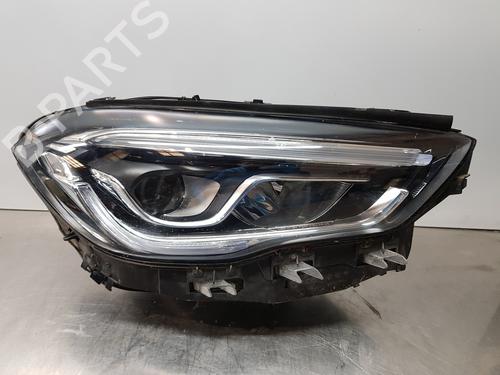 Used Right headlight MERCEDES-BENZ GLA (H247) [2020-2025]  30294120