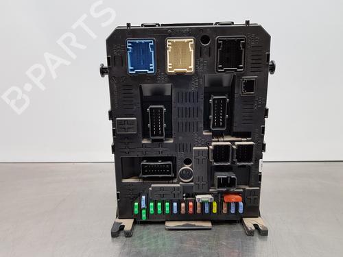Used Fuse box PEUGEOT 5008 (0U_, 0E_) 2.0 HDi 150 / BlueHDi 150 (150 hp) 23093424