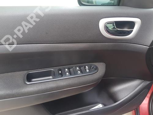 Engine control unit (ECU) PEUGEOT 307 SW (3H)  | BP11741547M57 
