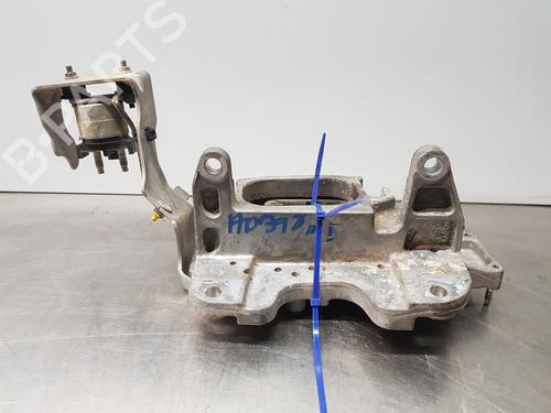 Used Engine mount NISSAN PULSAR Hatchback (C13) [2014-2025]  30561085