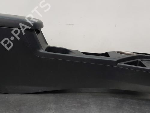 Armrest / Center console TOYOTA RAV 4 IV (_A4_) 2.0 D (ALA40_) (124 hp) 5890142090C0