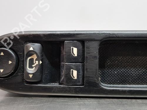 Used Left front window switch PEUGEOT 307 (3A/C) [2000-2012]  13019726