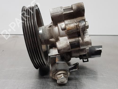 Used Steering pump TOYOTA RAV 4 II (_A2_) 2.0 D 4WD (CLA20_, CLA21_, CLA20R, CLA21R) (116 hp) 30879234