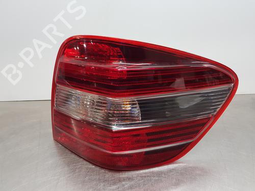 Used Right taillight MERCEDES-BENZ M-CLASS (W164) [2005-2012]  28377006