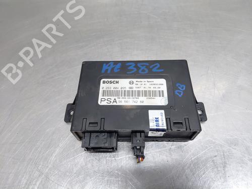 Used Electronic module PEUGEOT 407 SW (6E_, 6D_) [2004-2011]  31130044