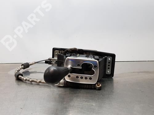 Used Gear lever AUDI A8 D3 (4E2, 4E8) 4.0 TDI quattro (275 hp) 9809499
