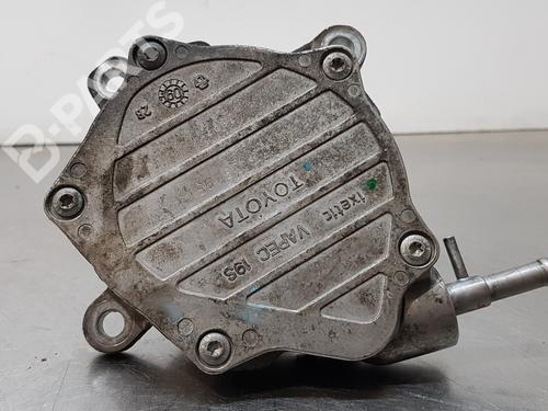 Used Vacuum pump TOYOTA VERSO (_R2_) [2009-2018]  11130992
