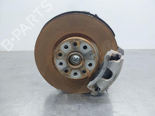 Used Right front steering knuckle AUDI Q3 (F3B) 35 TDI (150 hp) 31664684