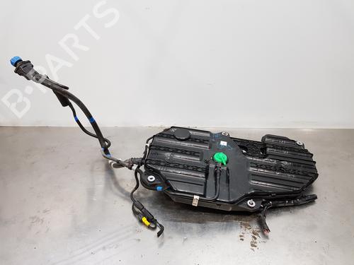 Used AdBlue tank RENAULT MEGANE IV Hatchback (B9A/M/N_) [2015-2025]  28691090