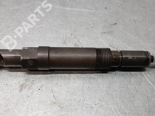 Used Injector FORD MONDEO III Saloon (B4Y) [2000-2007]  7593486