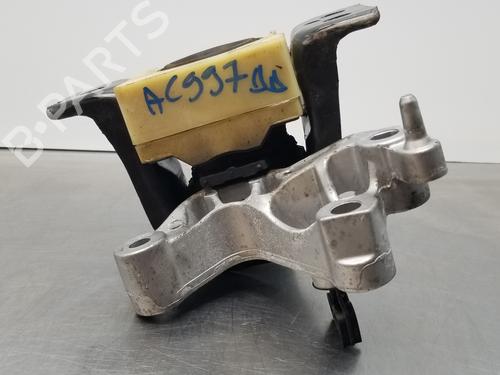 Used Engine mount DACIA DUSTER (HM_) [2017-2025]  17997373