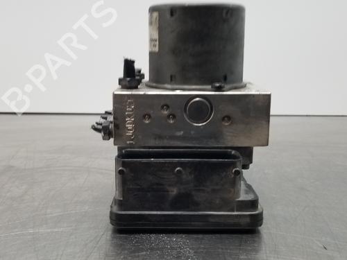 Used ABS pump KIA SPORTAGE III (SL) 1.7 CRDi (116 hp) 18526568