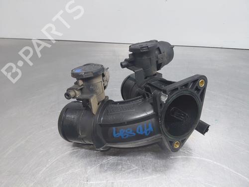Throttle body PEUGEOT 307 CC (3B) | BP31013139M82
