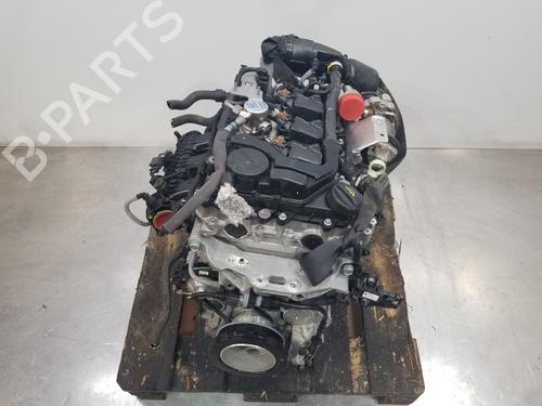 Motor PEUGEOT 2008 II (UD_, US_, UY_, UJ_, UR_, UC_) 1.2 PureTech 130 (USHNS, URHNS) (130 hp) 29718218