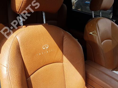 Fuse box INFINITI FX 35 All-wheel Drive | BP7587957E1 