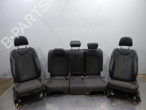 Sæde sæt AUDI Q3 (F3B) 35 TDI (150 hp) 31587296
