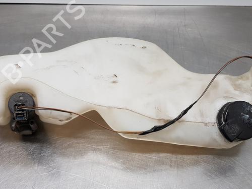 Używane Zbiornik płynu spryskiwaczy DACIA LODGY (JS_) 1.5 Blue dCi 115 (JSJT) (116 hp) 30878765